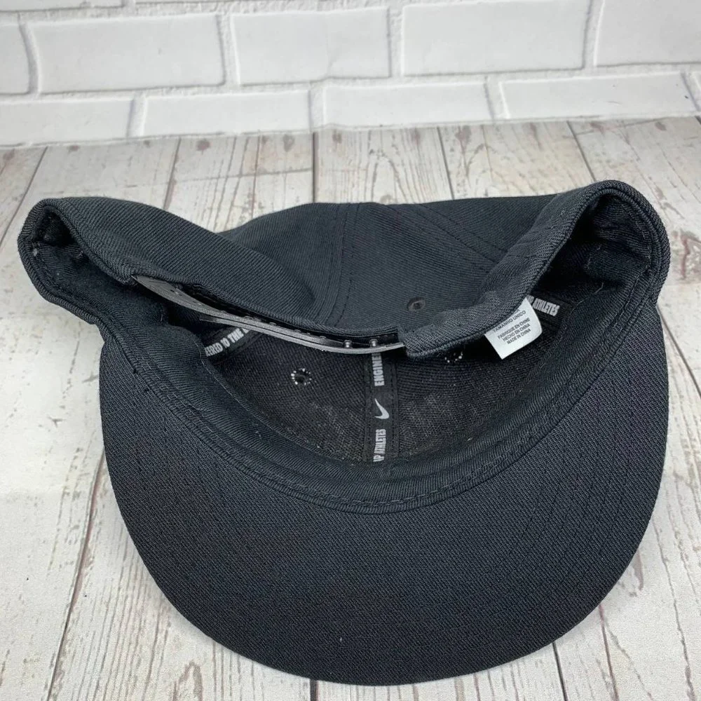 Nike‎ Youth/kid Swoosh Sportswear Classic Hat Snapback Cap Black